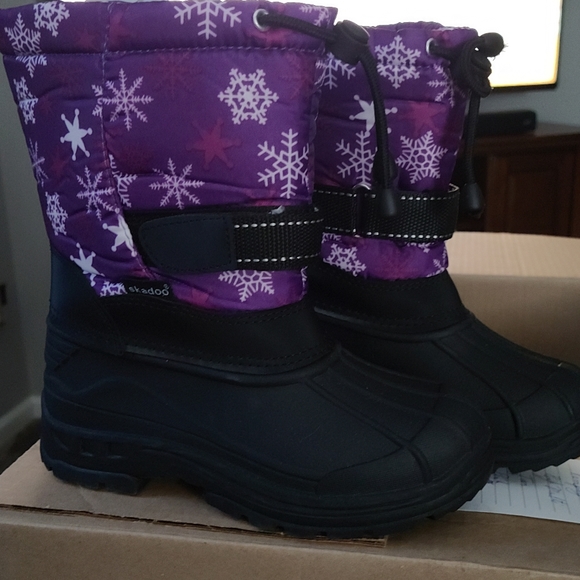 Skadoo kids winter boots size 1 - Picture 1 of 5